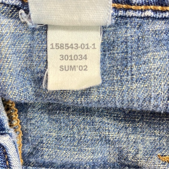 OLD NAVY Vintage Women's size 6 denim 4 pocket Blue Jean Shorts - Picture 5 of 5